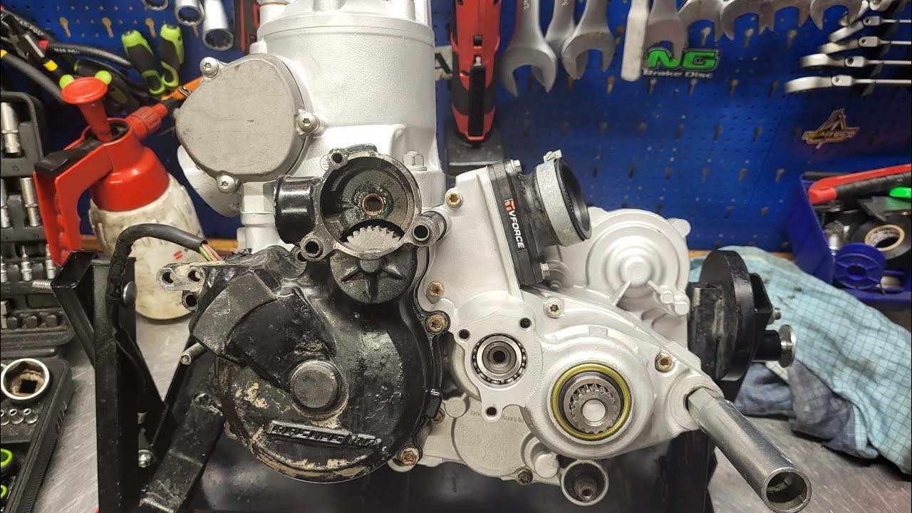 KTM EXC 300, remont silnika, wypadający pierwszy bieg po złożeniu.