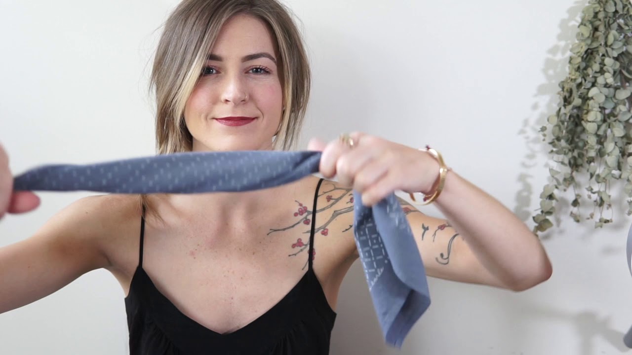 How to style a fashion bandana