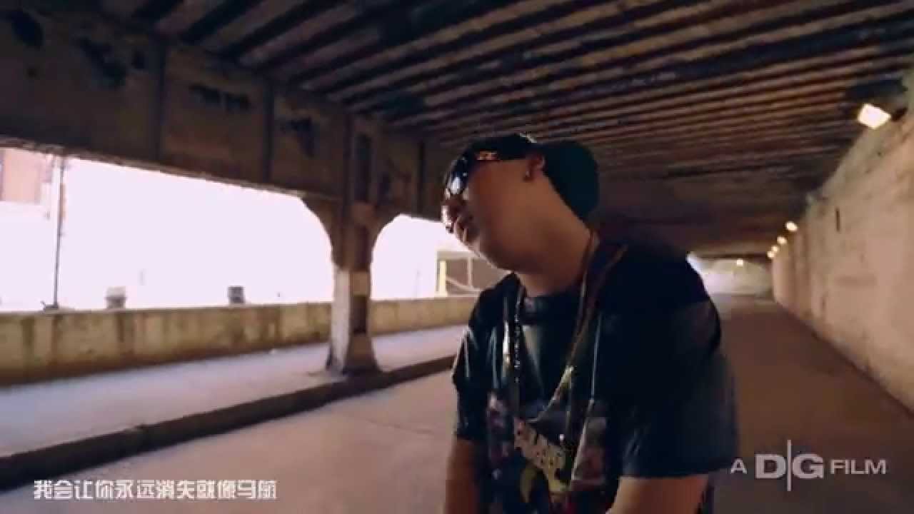 Young Peach - 李天一（Official Music Video）