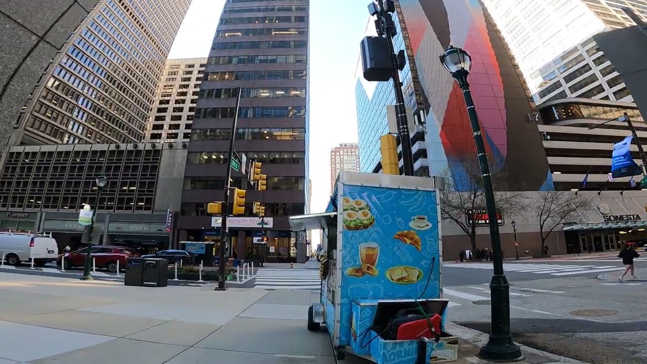 Chilly Day ASMR Walk ** Comcast to French Quarter via 18th St ** Philadelphia PA [4K]