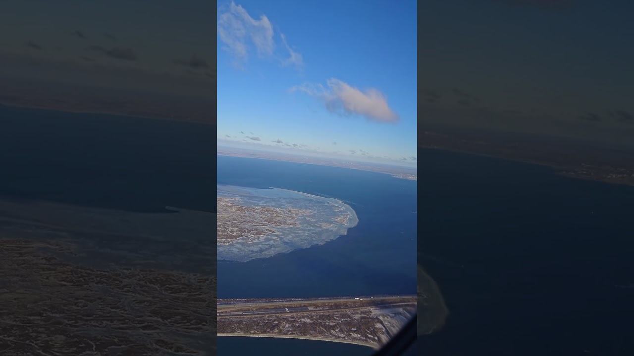 Very rare winter takeoff from RWY12 in EKCH/CPH Copenhagen Airport