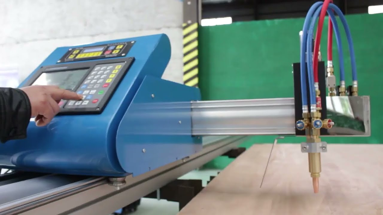Operation of portable CNC cutting machine