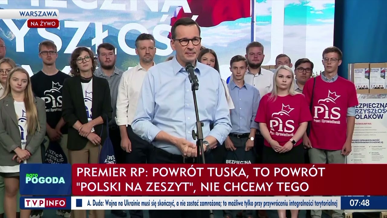 Premier #Morawiecki: Film Agnieszki Holland szkaluje polski mundur