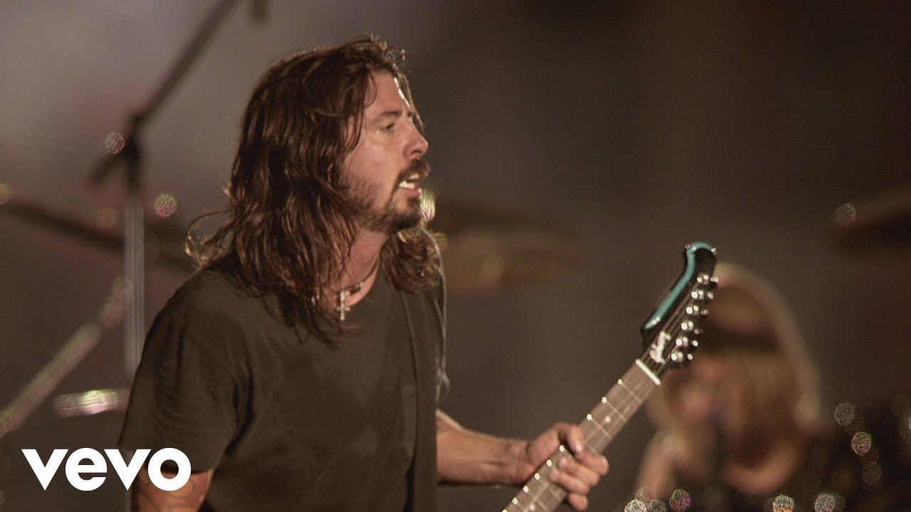 Foo Fighters - Breakout (Live At Wembley Stadium, 2008)