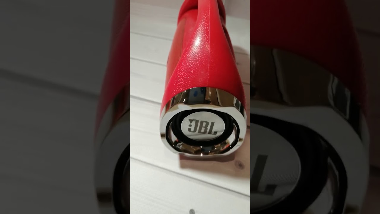889BT BOOMBOX MINI колонка JBL, красная