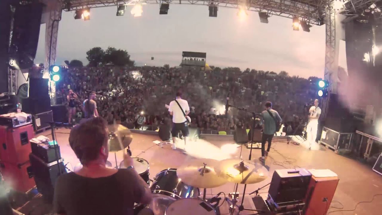 3 Feet Smaller - Lead or Follow, live @ fm4 stage 2014