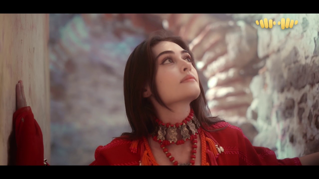 Khaadi X Esra | My Symphony | Blooming Hues