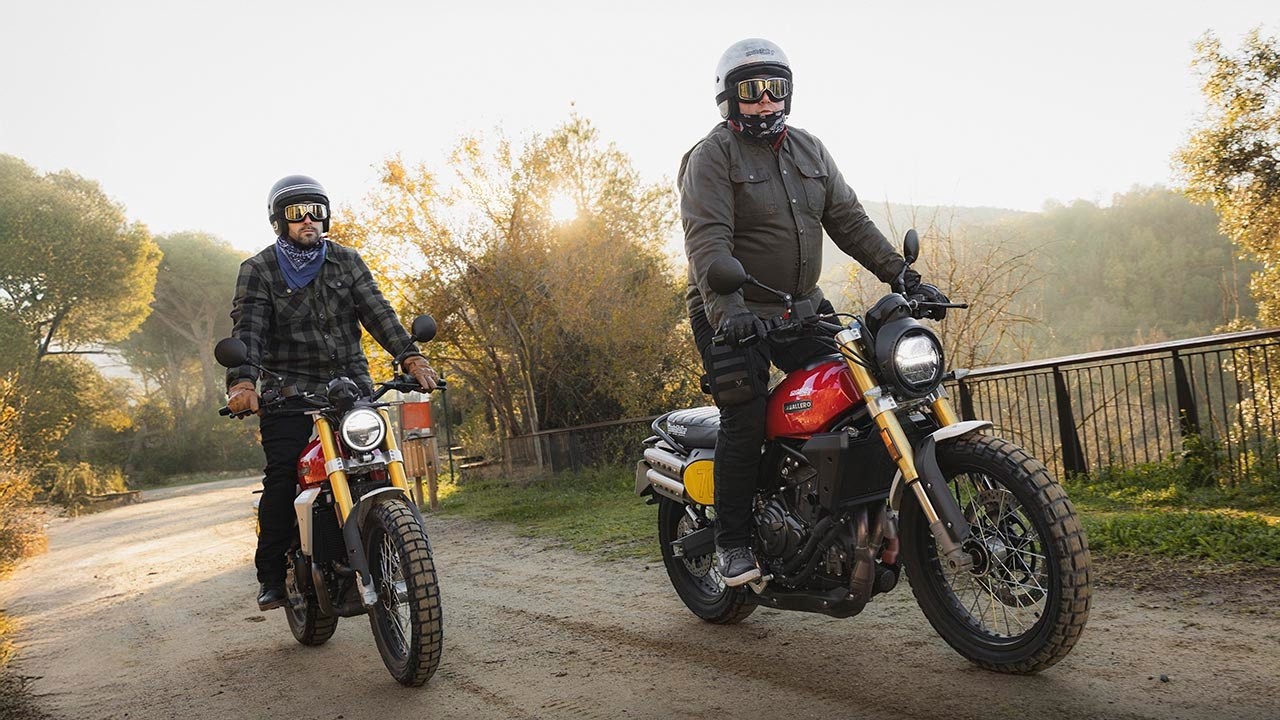 Ese inconfundible sabor a… ¡diversión! Comparativa Fantic Caballero 500 mono vs 700 bicilíndrica
