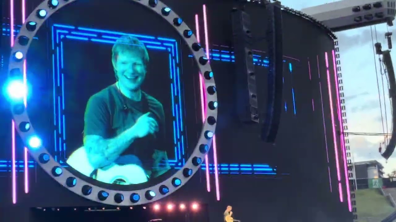 Ed Sheeran - The Loop Tour - Auckland