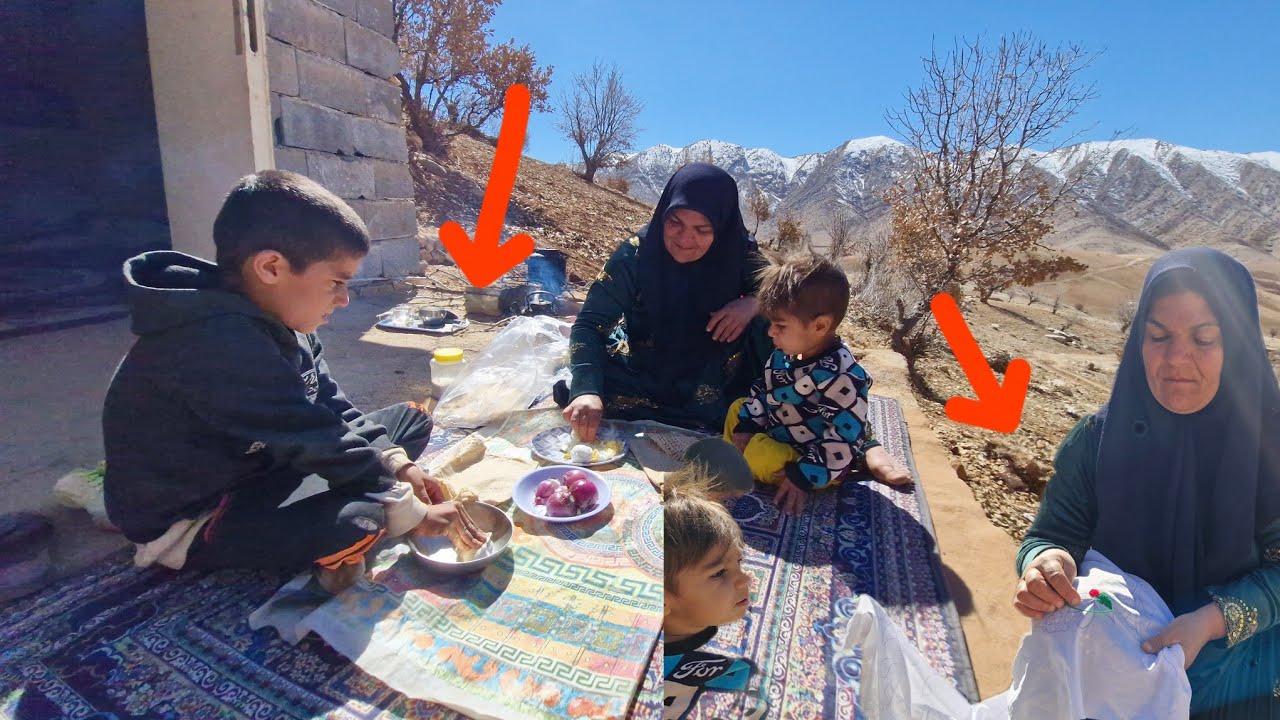 Nomadic widow: Operator brings food to orphaned children and widowed mother weaves