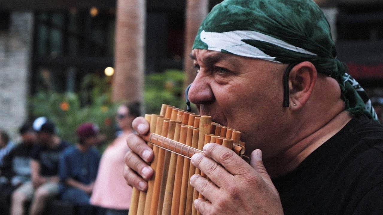 Universal CityWalk // A Film Journal (Canon SL2 18-55mm Cinematic)