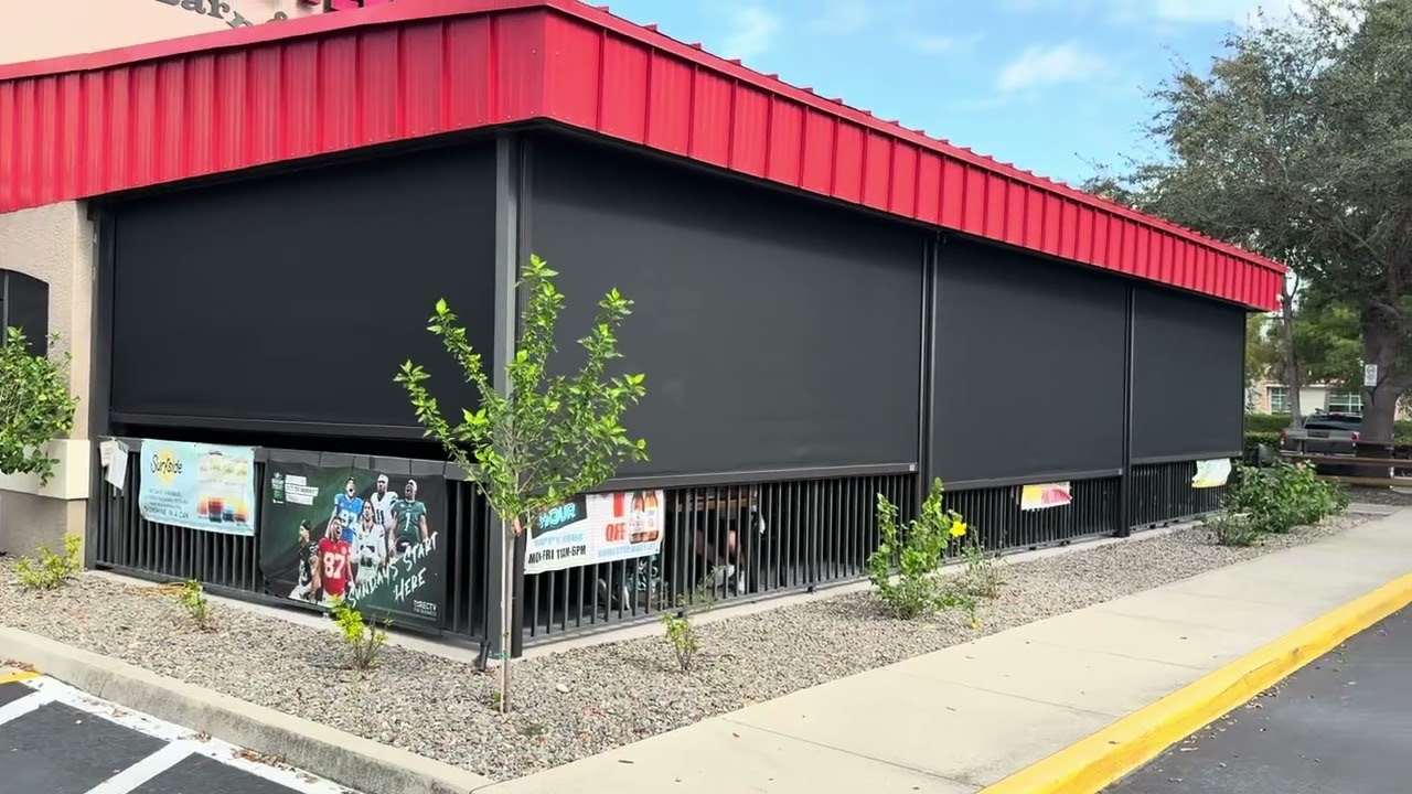 Kevlar Hurricane Screens in Operation | Fort Myers Restaurant Outdoor Dining