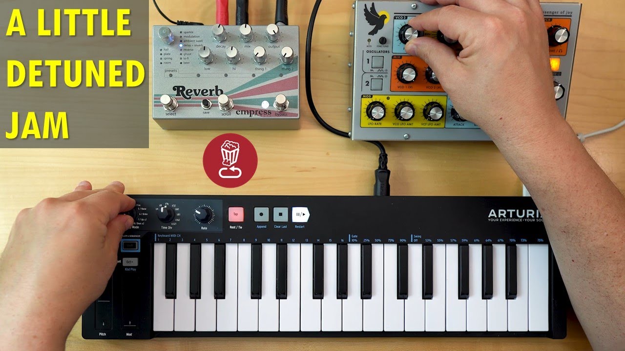 A little detuned jam - Moog Sirin, Empress Reverb, Keystep