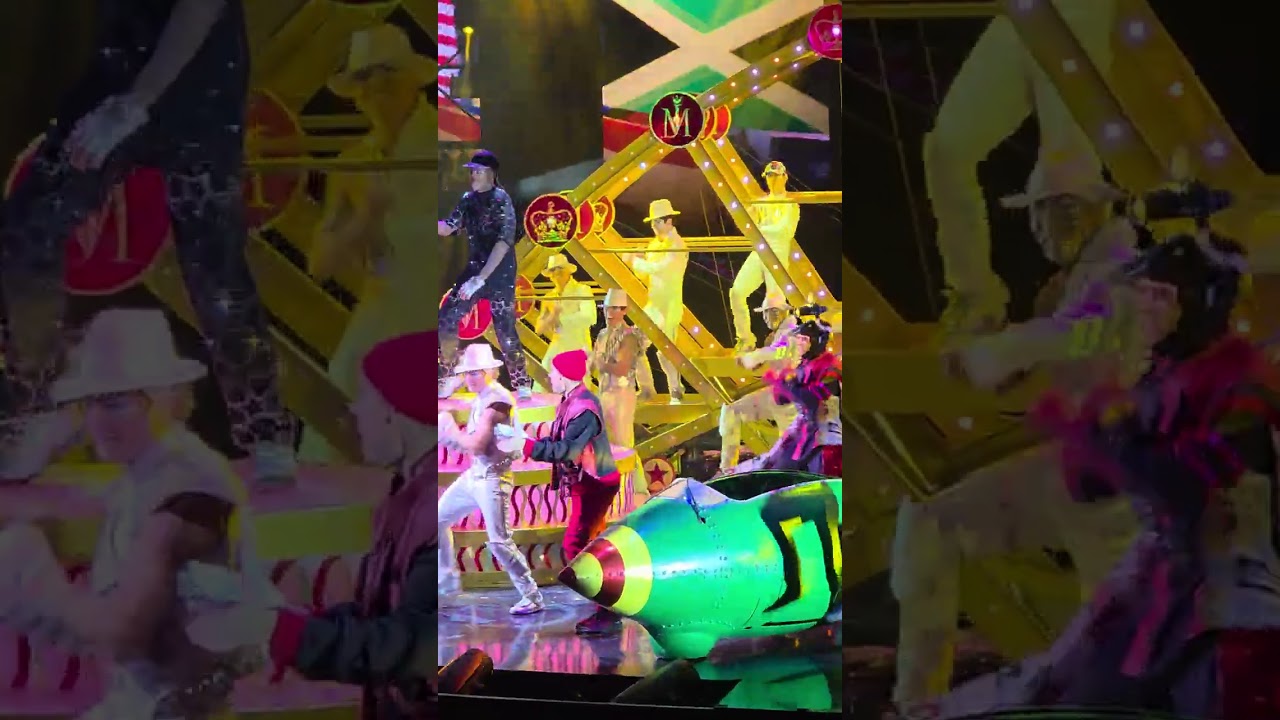 Michael Jackson One,  Finale 