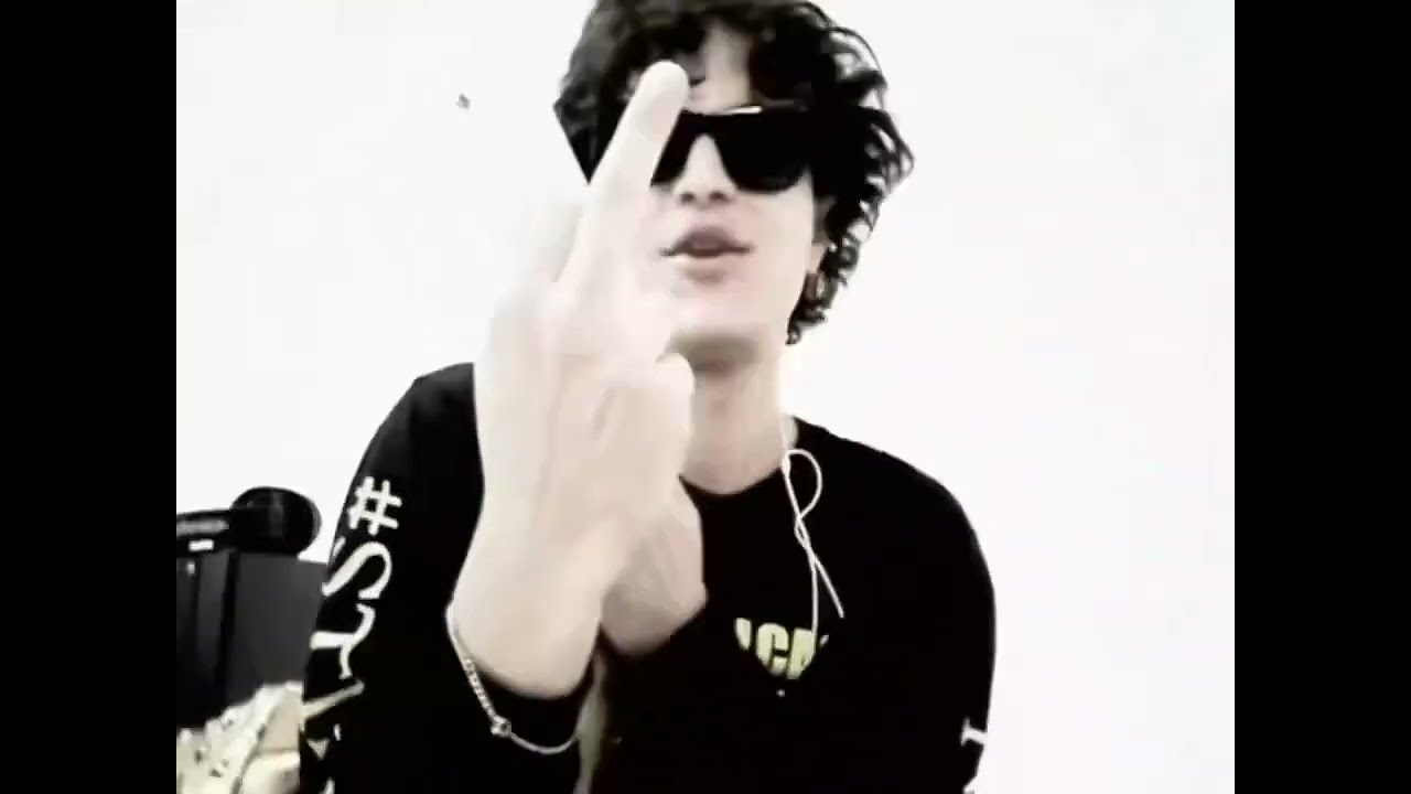 Perswave - Tu Monstruito  (Videoclip)
