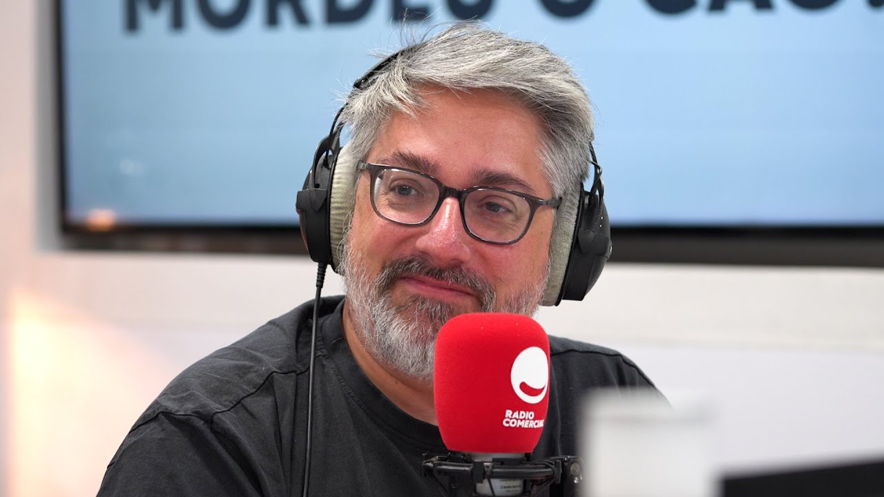 Rádio Comercial | Parece que cheira a crime! - O Homem Que Mordeu o Cão