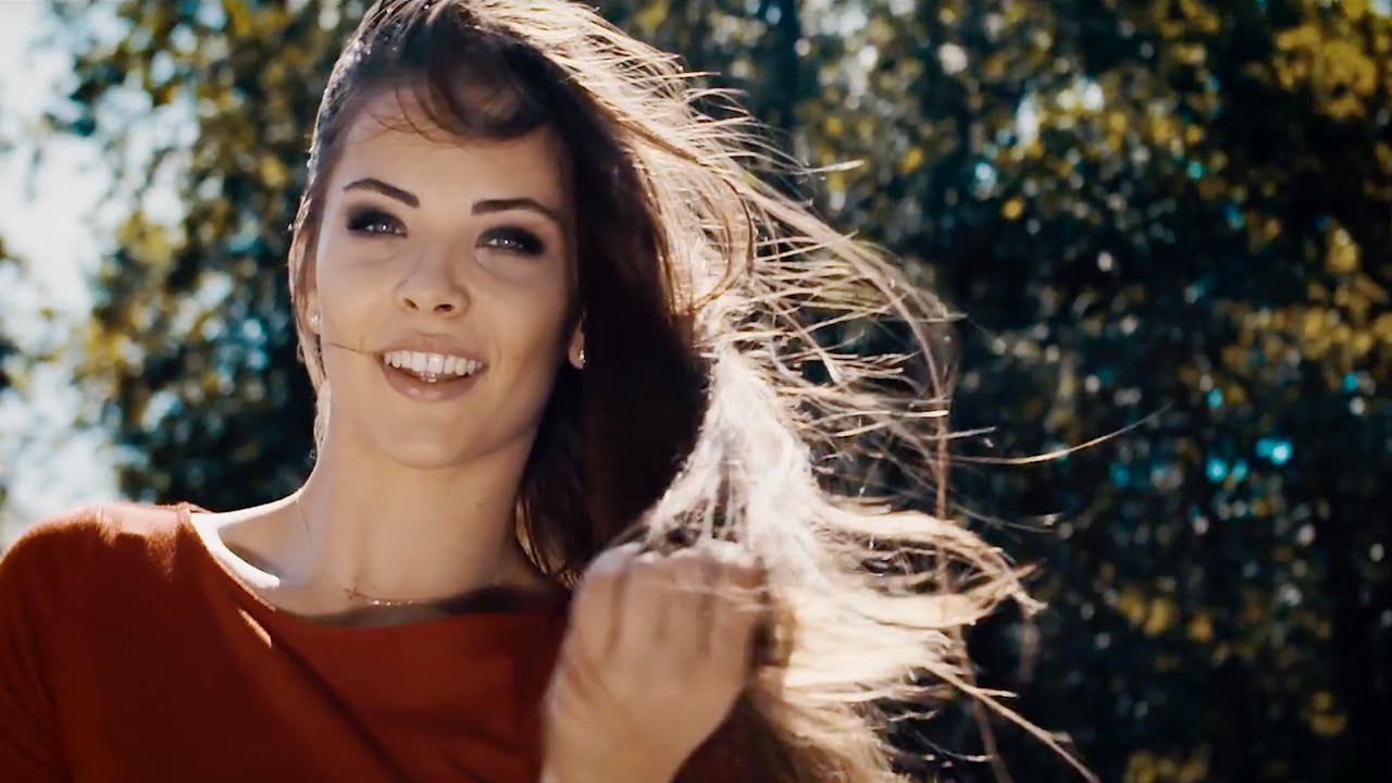 LIVE - Chwila (Official Video)