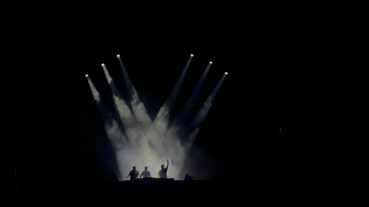 Swedish House Mafia Live @ Ultra Korea. (1080P, 60FPS)
