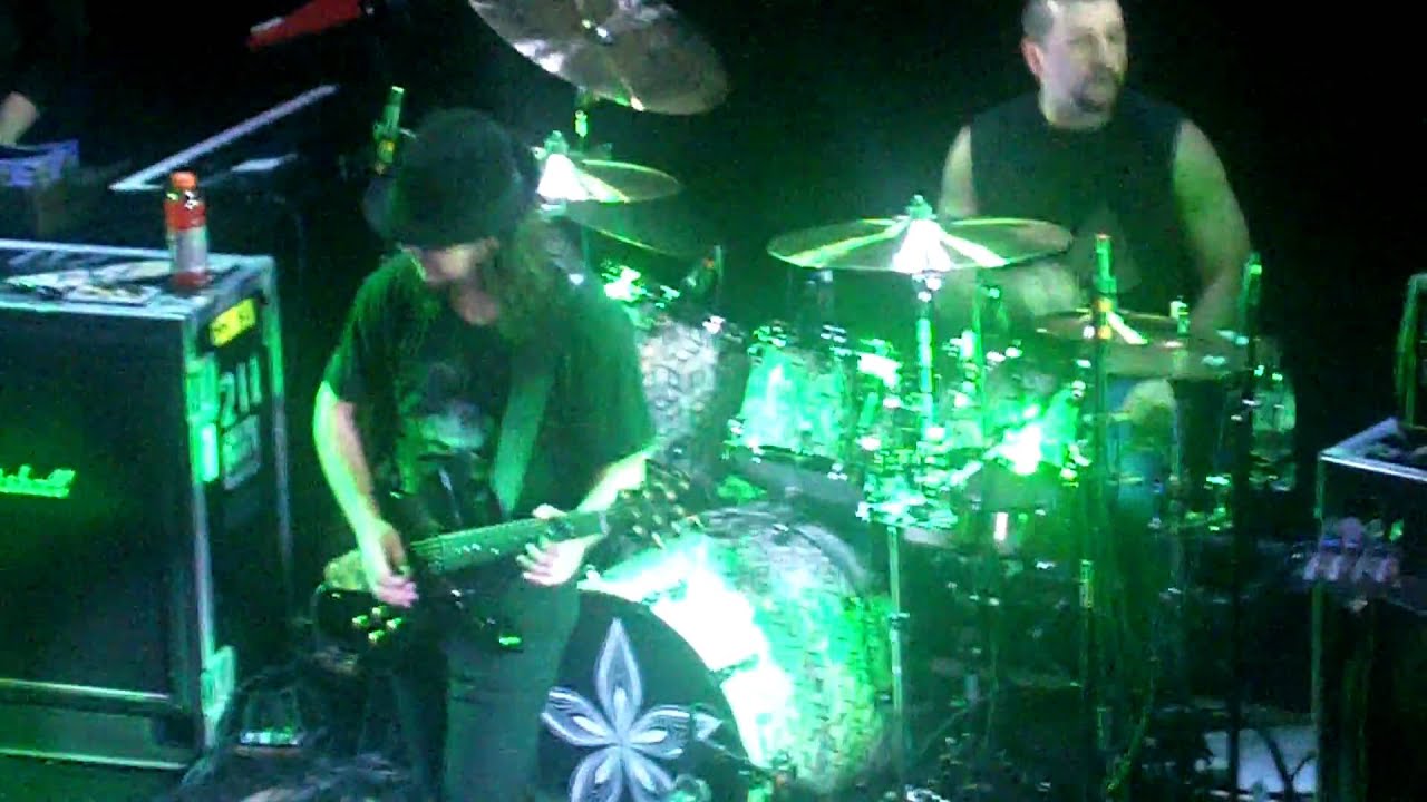 Scars on Broadway at the Troubadour performing a new song! 1080p HD