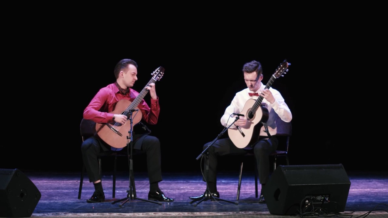 III. Avenida Centenario, performed by Minsk Guitar Duo