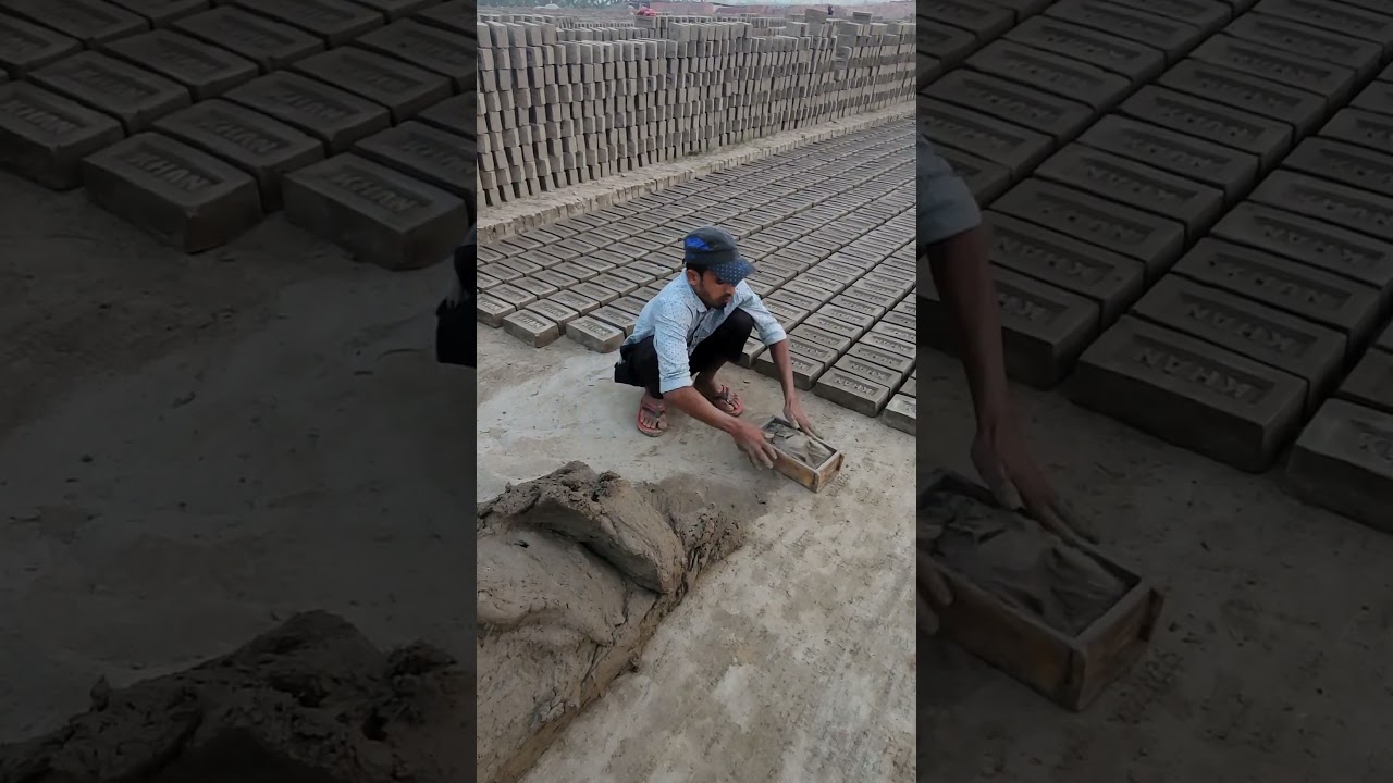 Soil brick making manually. #shorts #ladrillos #mudbrick #ziegel #brickfield #brickmaking #mattoni