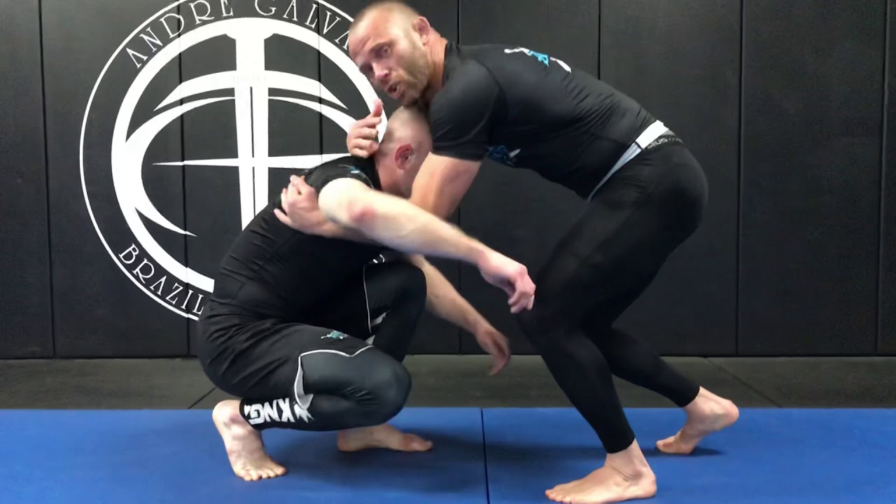 Knee on the back of the head