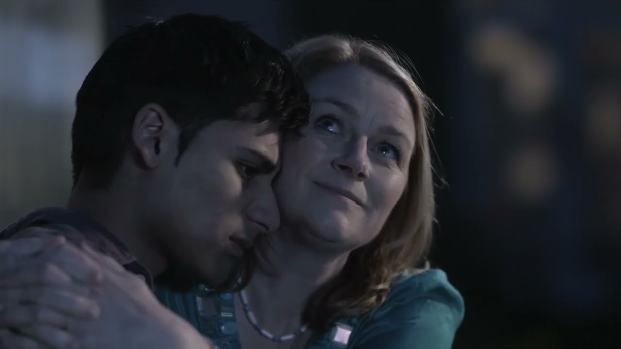 Moving On S8 Ep. 1 - Eighteen