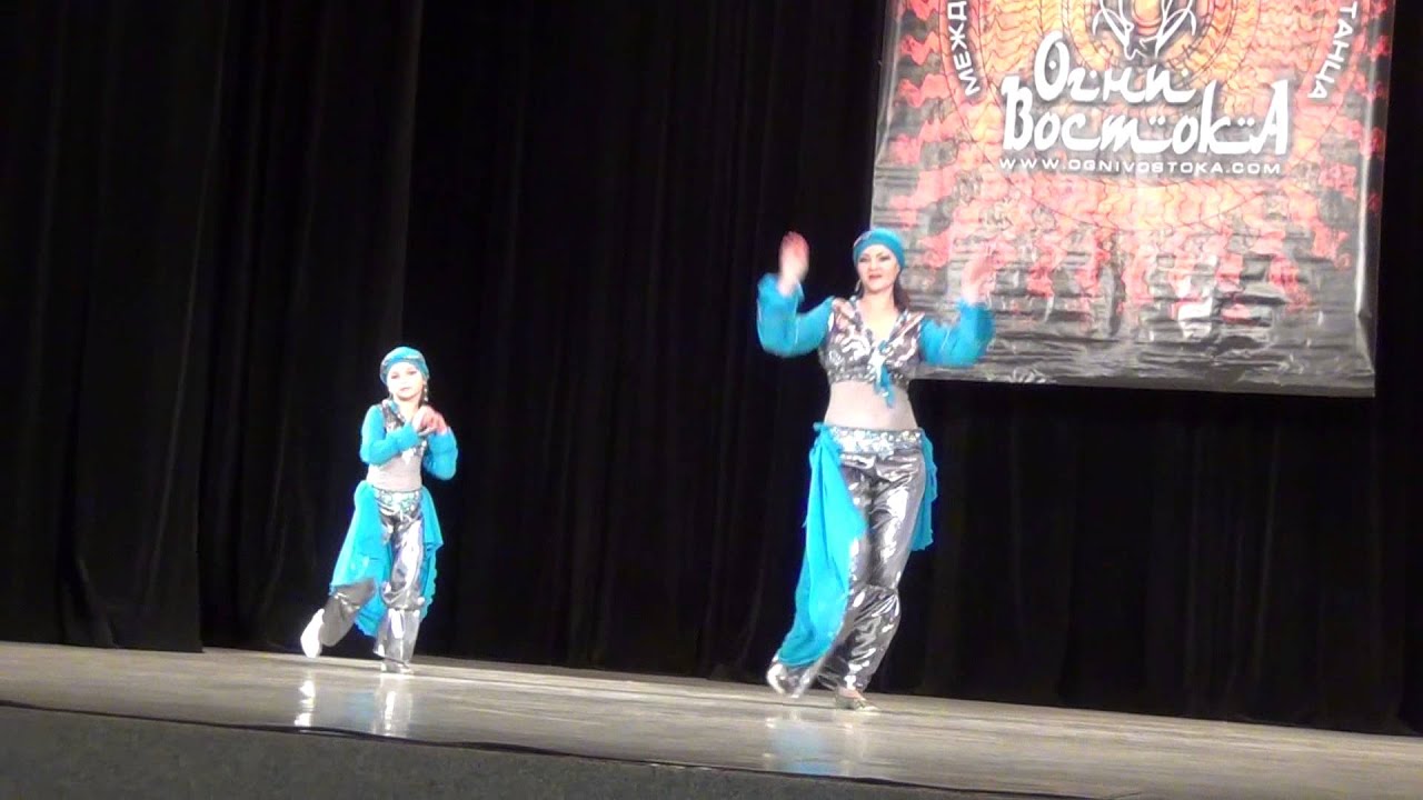 Julia and Anna. Mahmoud Reda Style.
