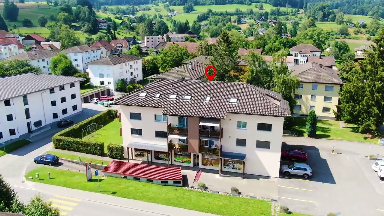 GONTENSCHWIL-AARGAU: EXKLUSIVES MEHRFAMILIENHAUS RENDITEOBJEKT 4.4 % NETTO-RENDITE