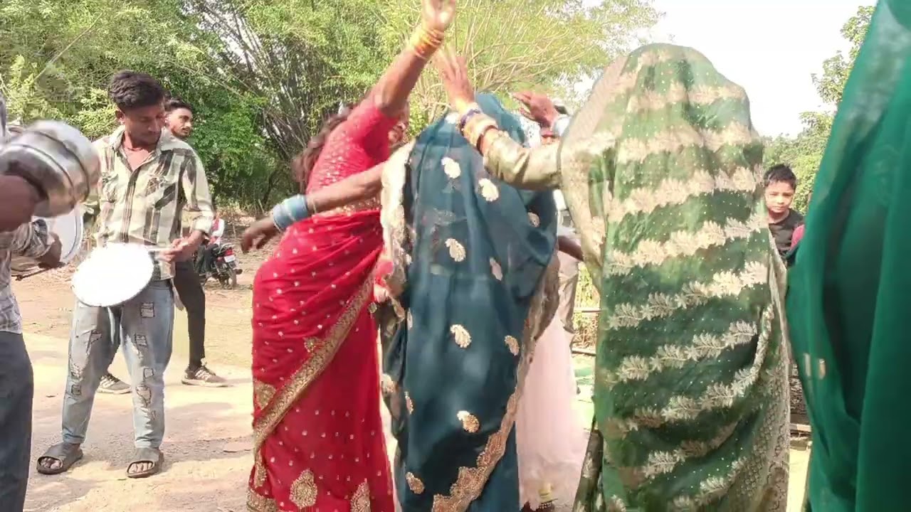 Barati danc dj danc New bundeli Nach बाराती डांस band baja ki nachai bundeli Nach #dance #dancemusi