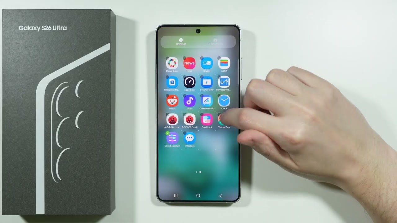 Samsung Galaxy S26 Ultra: Как упорядочить экран приложений (панель приложений) &mdash; Изменение положе...