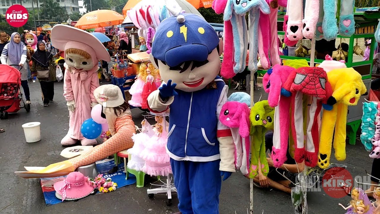 Badut Lucu Masha BoboiBoy & Doraemon Kostum Pocong Pink Remix Lala Bom Bom Song