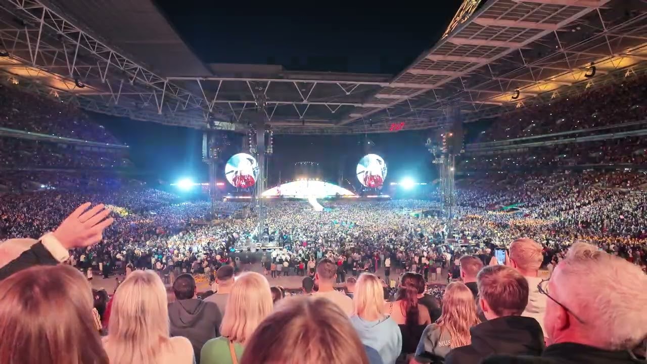 Coldplay - WE PRAY | 4 september 2025 Wembley Stadium