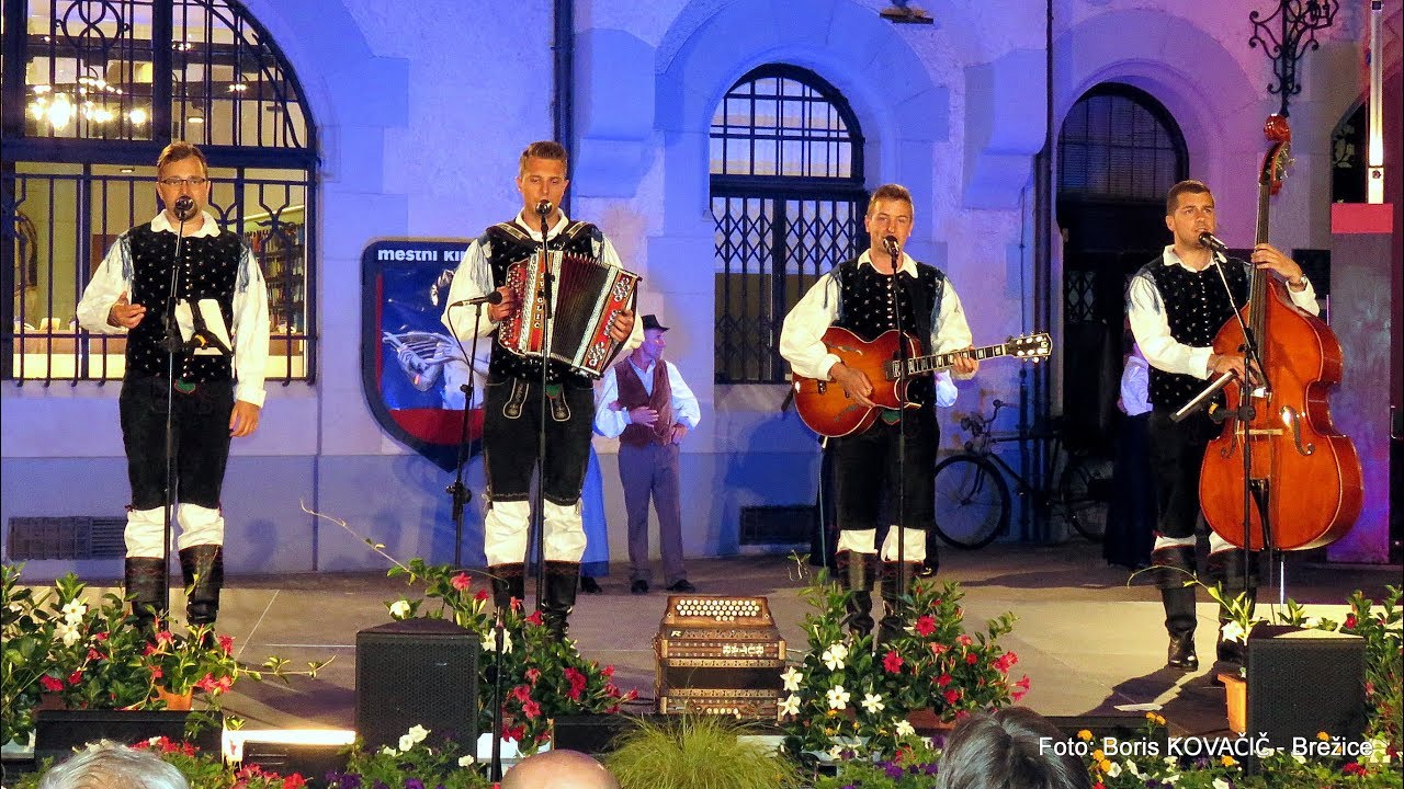 Ansambel Klateži (Bratje iz Oplotnice) - Za materin praznik (v živo)