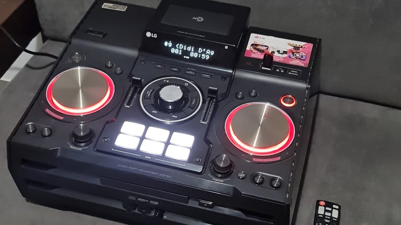 LG XBOOM CM9740 ABERTO PARA LIMPEZA.