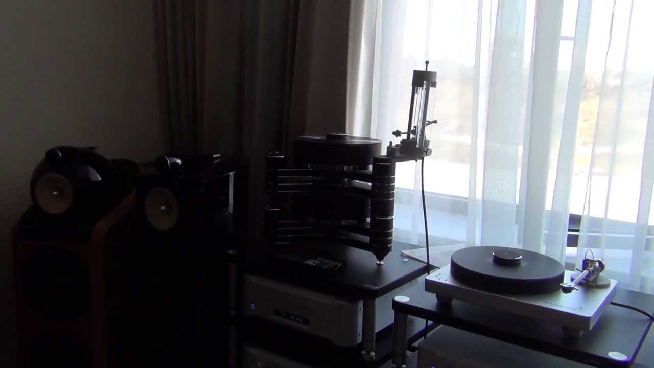 Hi-Fi & High End Show 2013: Clearaudio Master Innovation