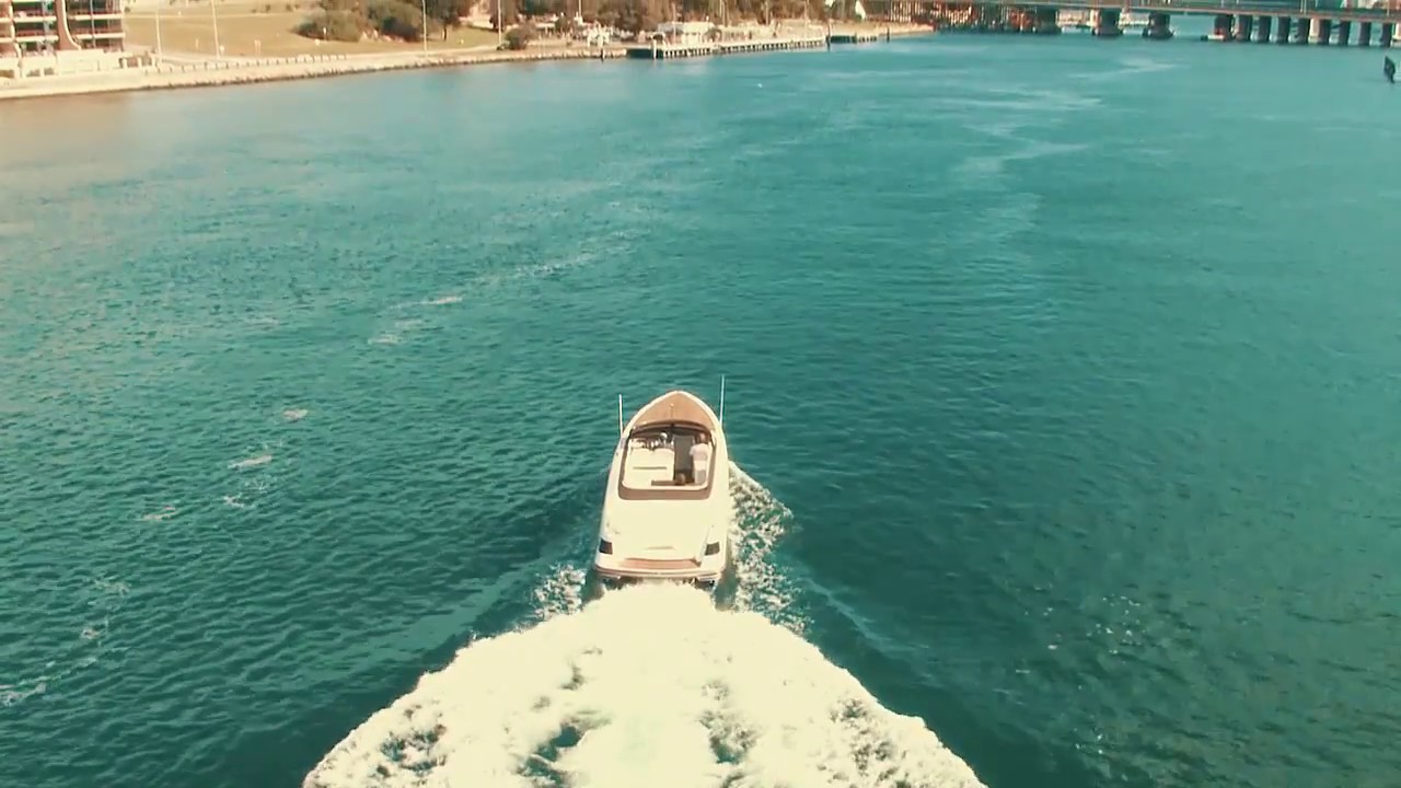 Vikal Convertible Tender - Topaz - A Worlds First
