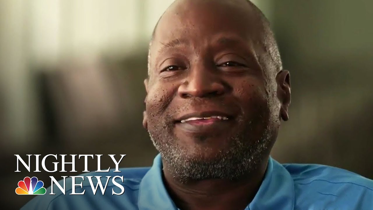 Singing Janitor Makes Hospital Patients Smile | NBC Nightly News