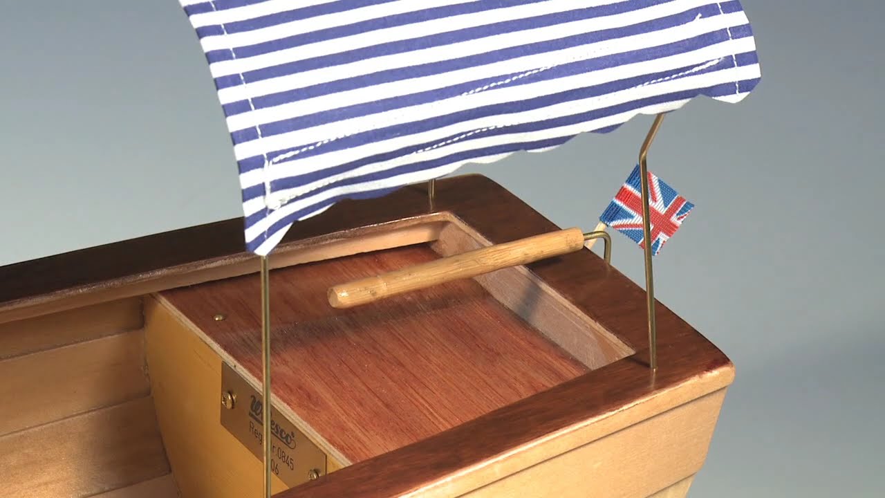Wilesco D70 Live Steam African Queen Working Steam Launch Model