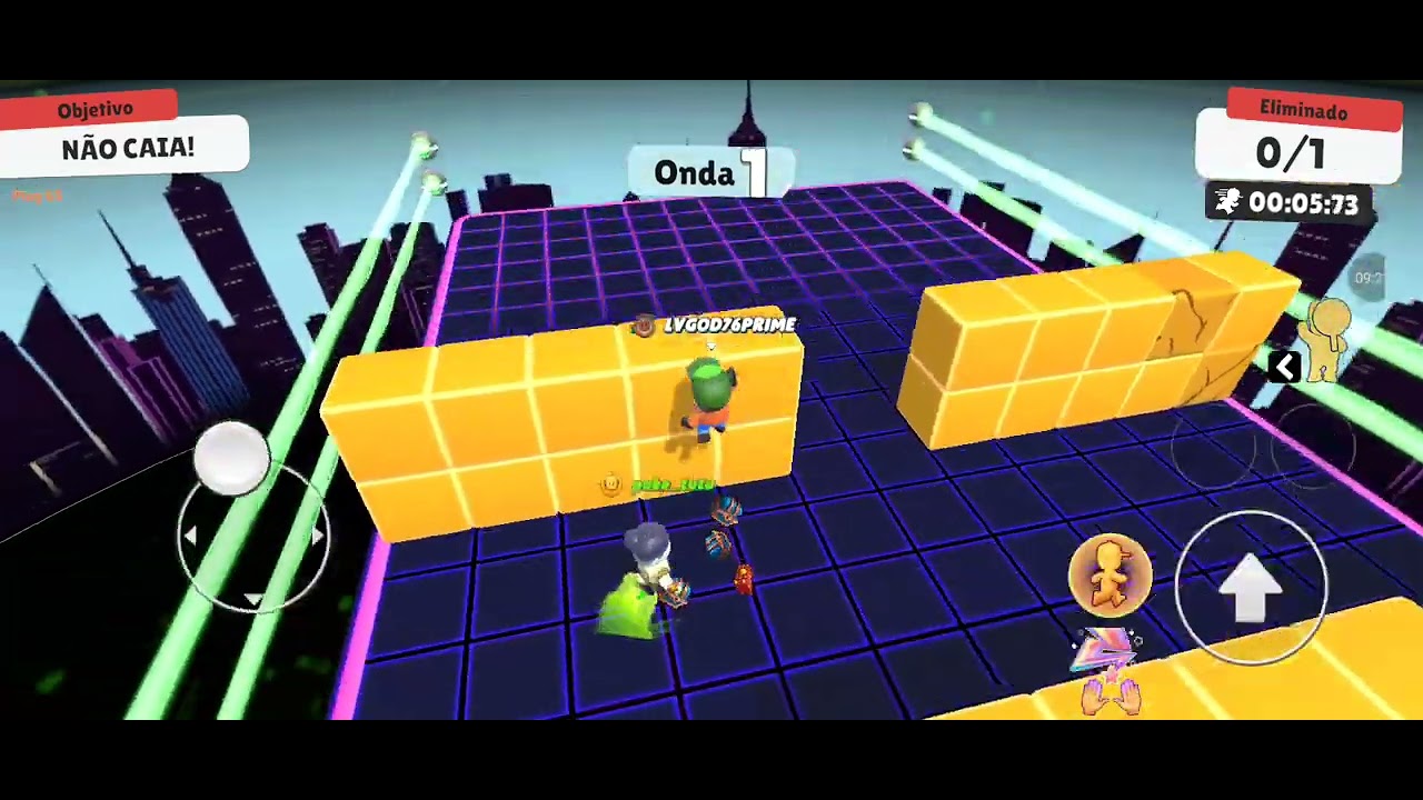 TENTANDO BATER ONDAS(stumbleguys)