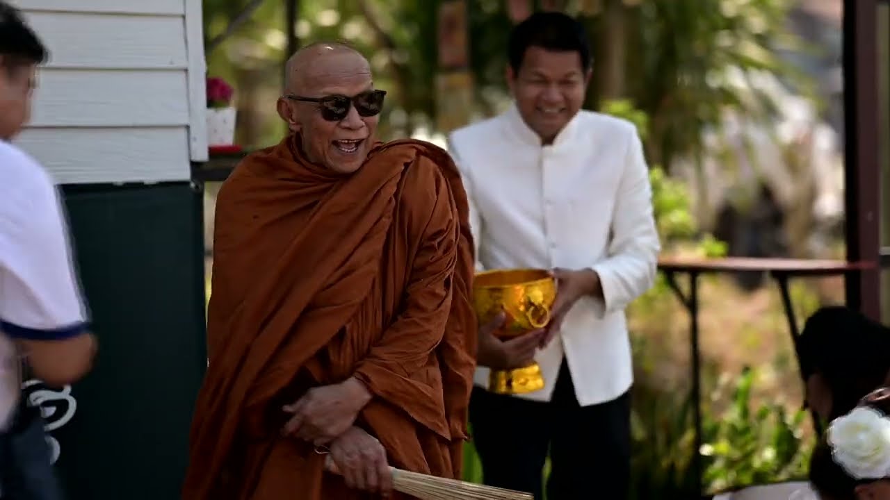 หลวงพ่อสายทอง เตชะธัมโม