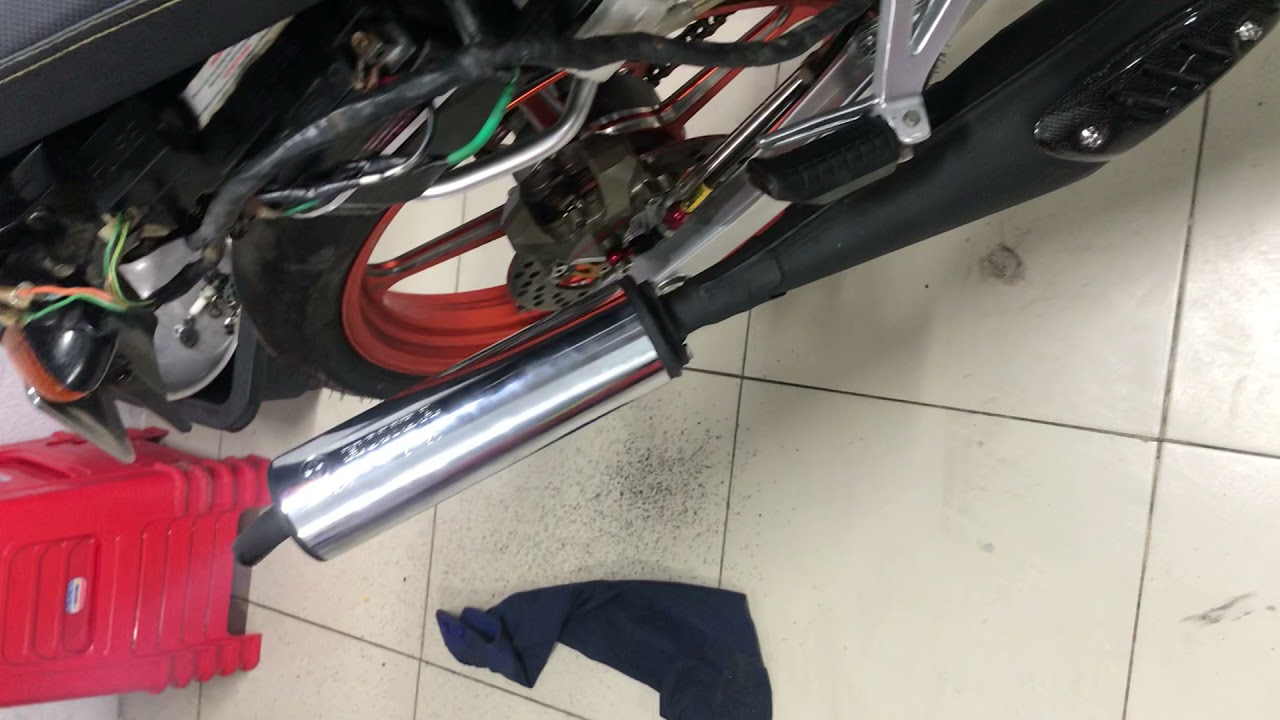 B&igrave;nh xăng con yoshimura up nova dash 125cc