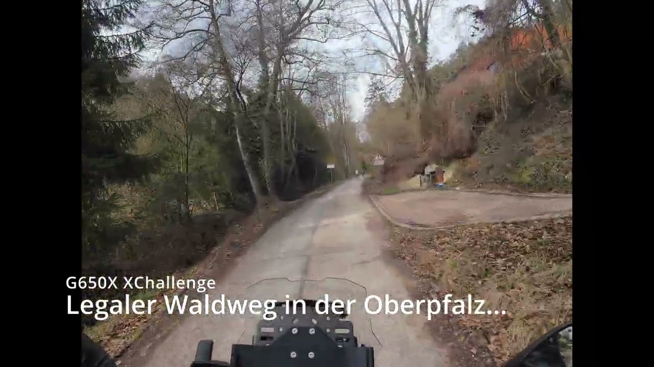 Legaler Waldweg in der Oberpfalz mit der BMW G650X XChallenge