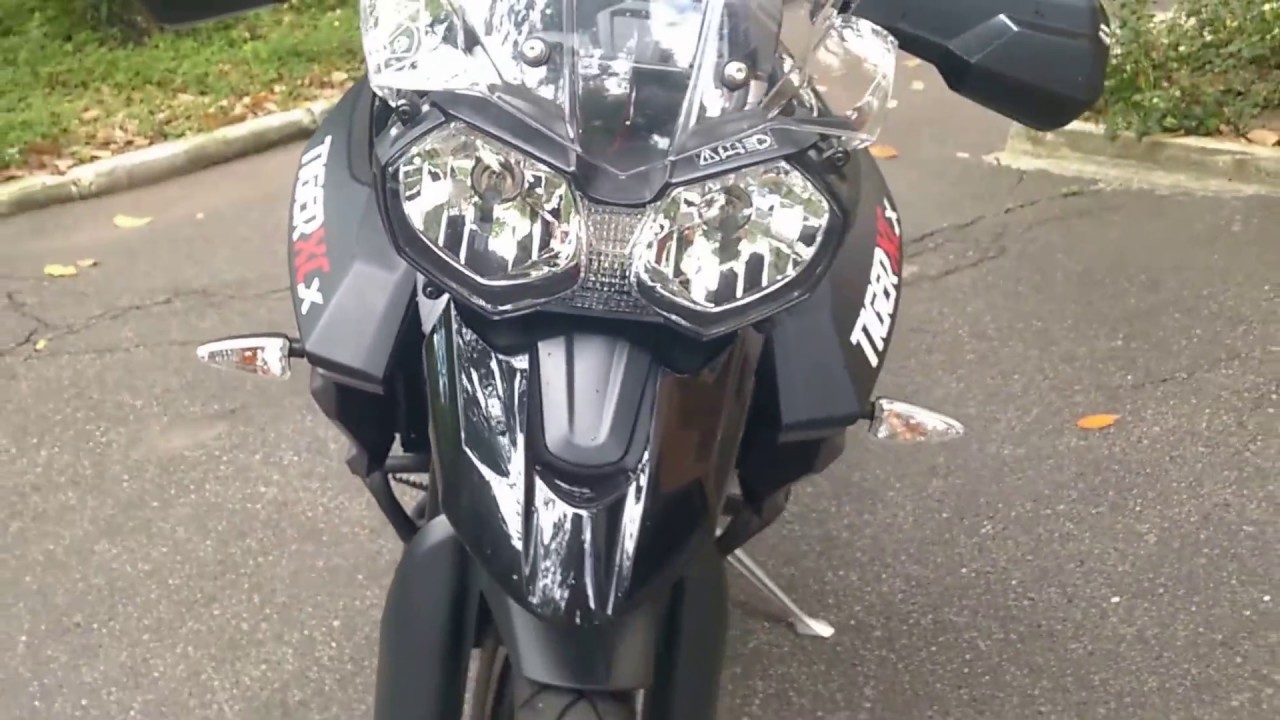 Tiger 800 XCx Visual e Ronco do Motor Marcantes!
