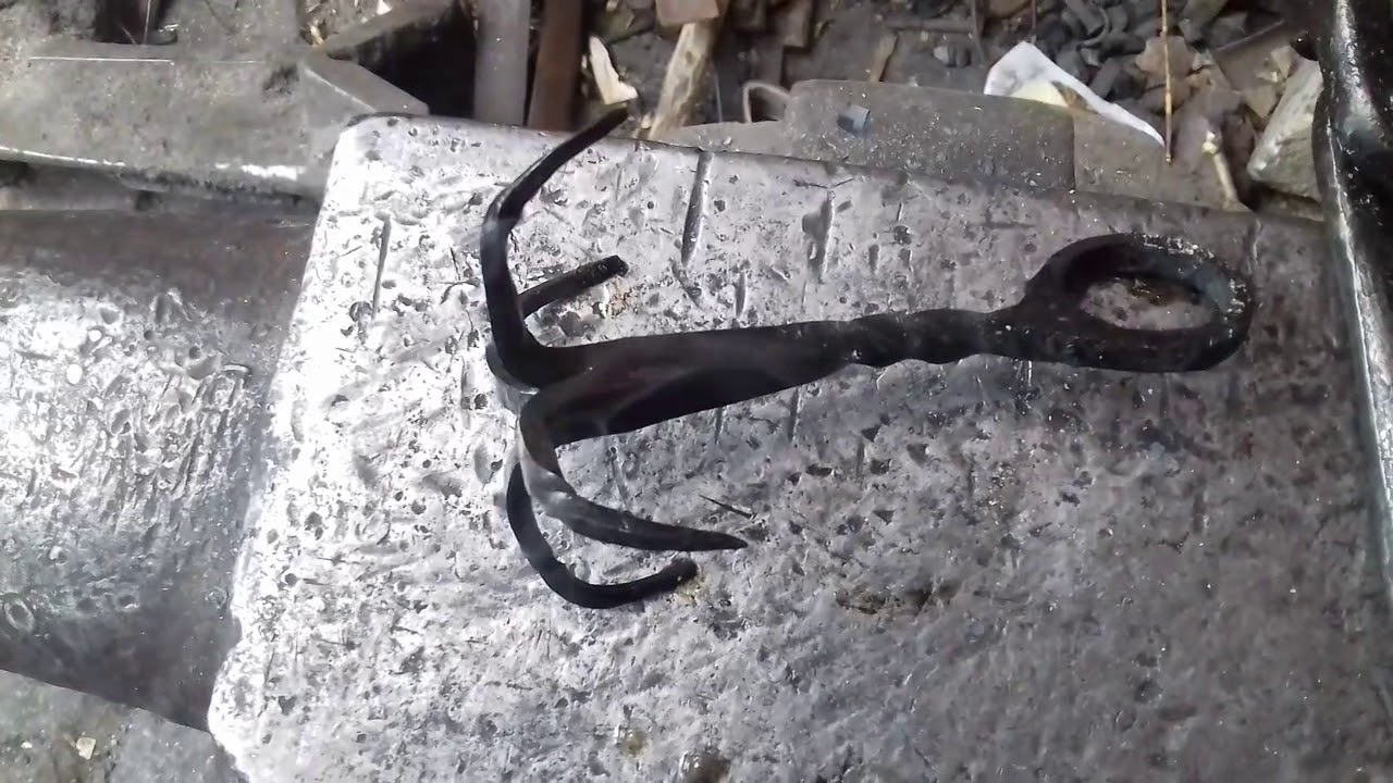 The Witchers Guide to Blacksmithing- pt 4 Master Rutas grappling hook