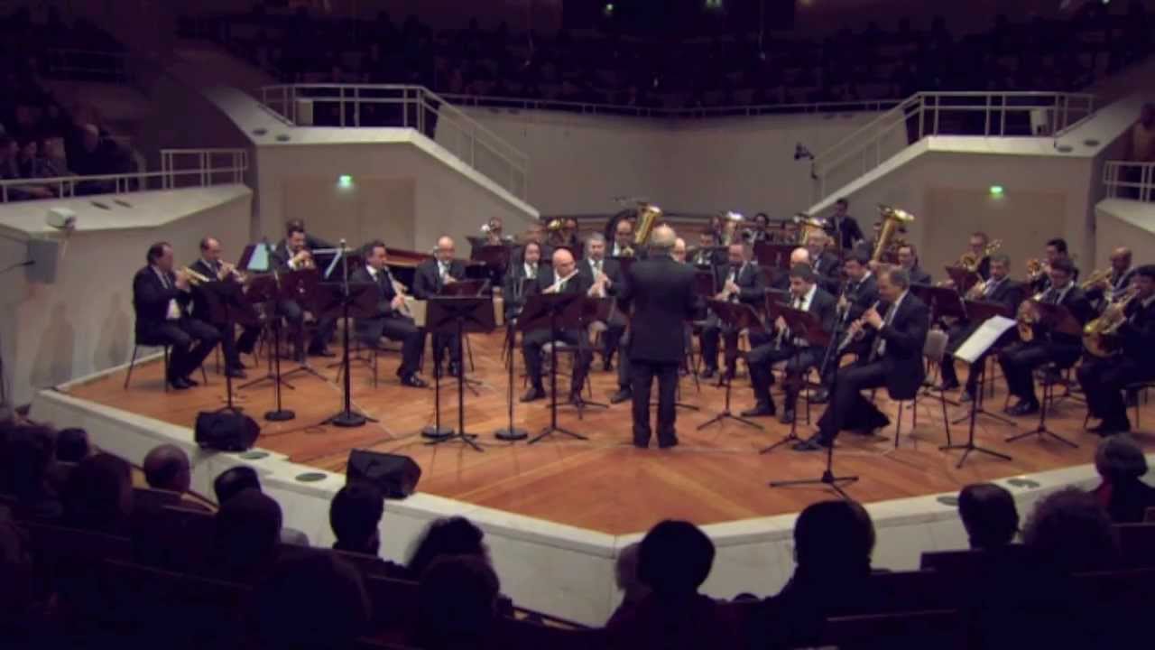 Pino Minafra & La Banda play 