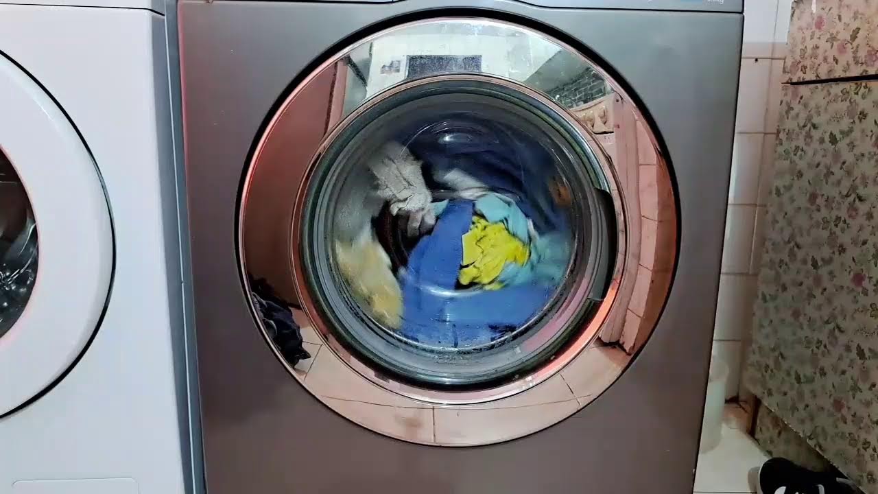 Grey Samsung Washing Machine Eco Bubble F500|Daily Wash 20°|Full Cycle