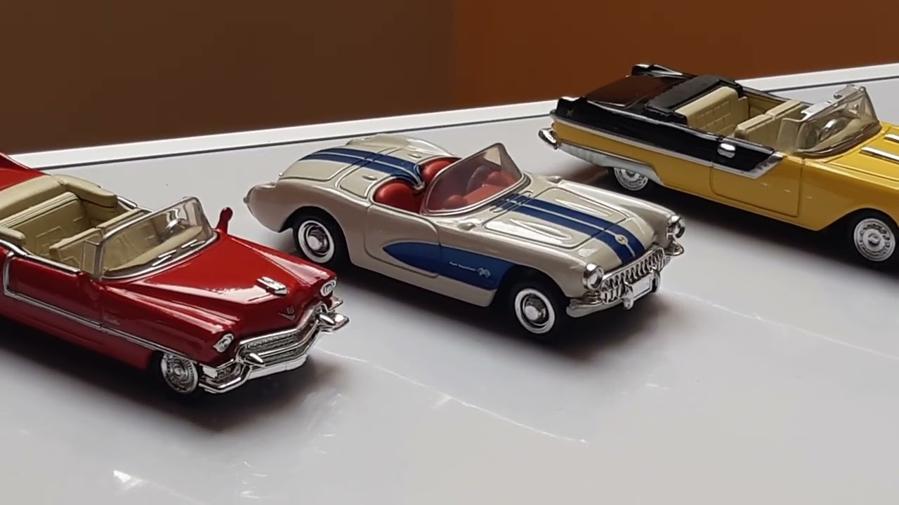 PONTIAC STAR CHIEF DELUXE 1955 a Escala : 1-43
