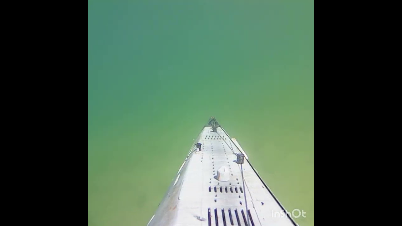 Rc Uboot Typ 21 auf Tauchfahrt im Baggersee