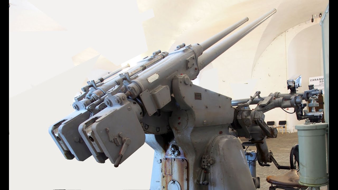 F2 & barge, Scapa Flow,  are they 20mm or 37mm flak cannon on the barge?